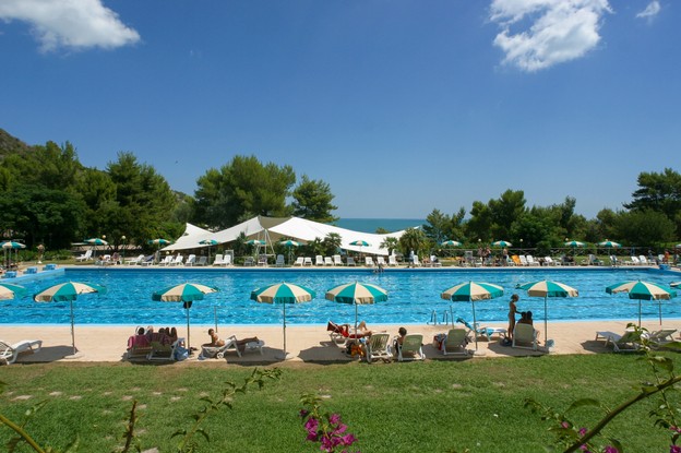 Hotel con Piscina e Attività per Bambini in Puglia 2.jpg